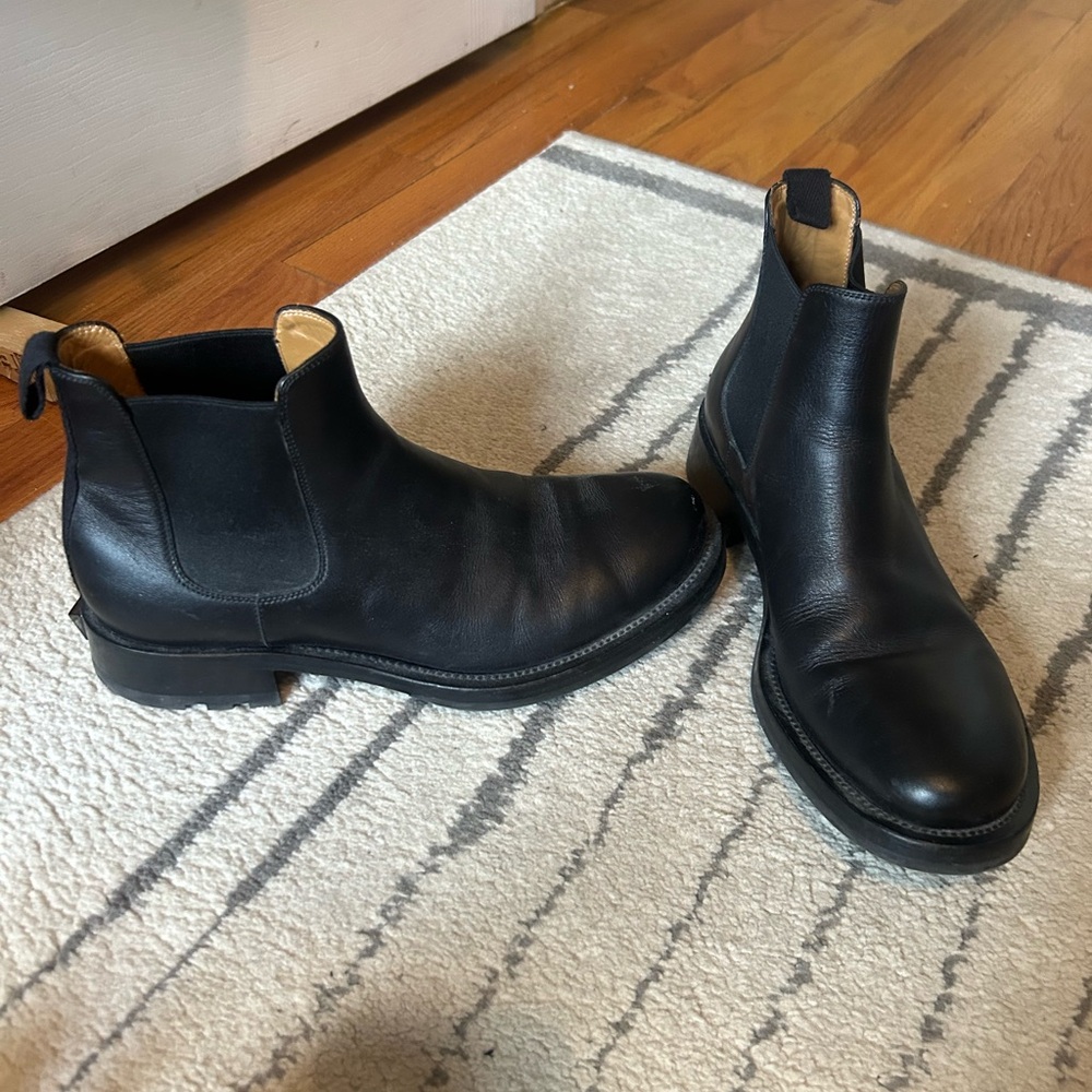 VALENTINO GARAVANI Black Rockstud Chelsea Boots